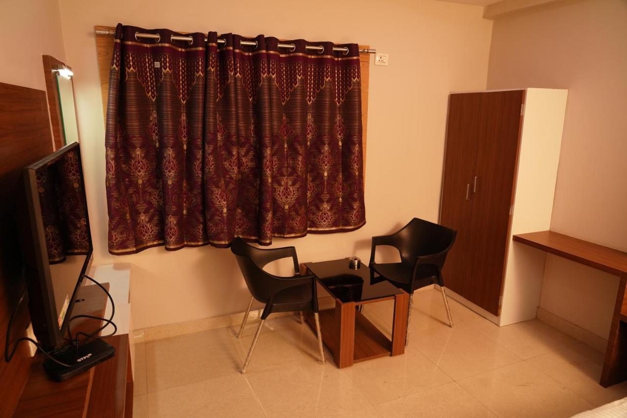 Swagath Residency Kākināda מראה חיצוני תמונה