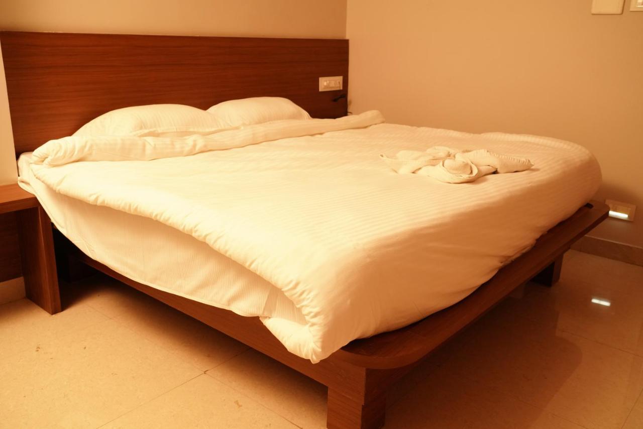 Swagath Residency Kākināda מראה חיצוני תמונה