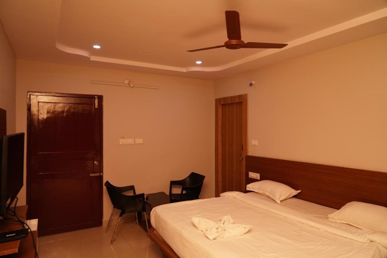 Swagath Residency Kākināda מראה חיצוני תמונה